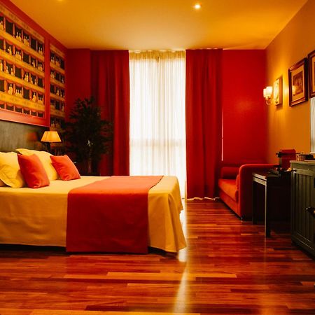 Hotel Vinicola Real-200 Monges Albelda De Iregua Eksteriør bilde