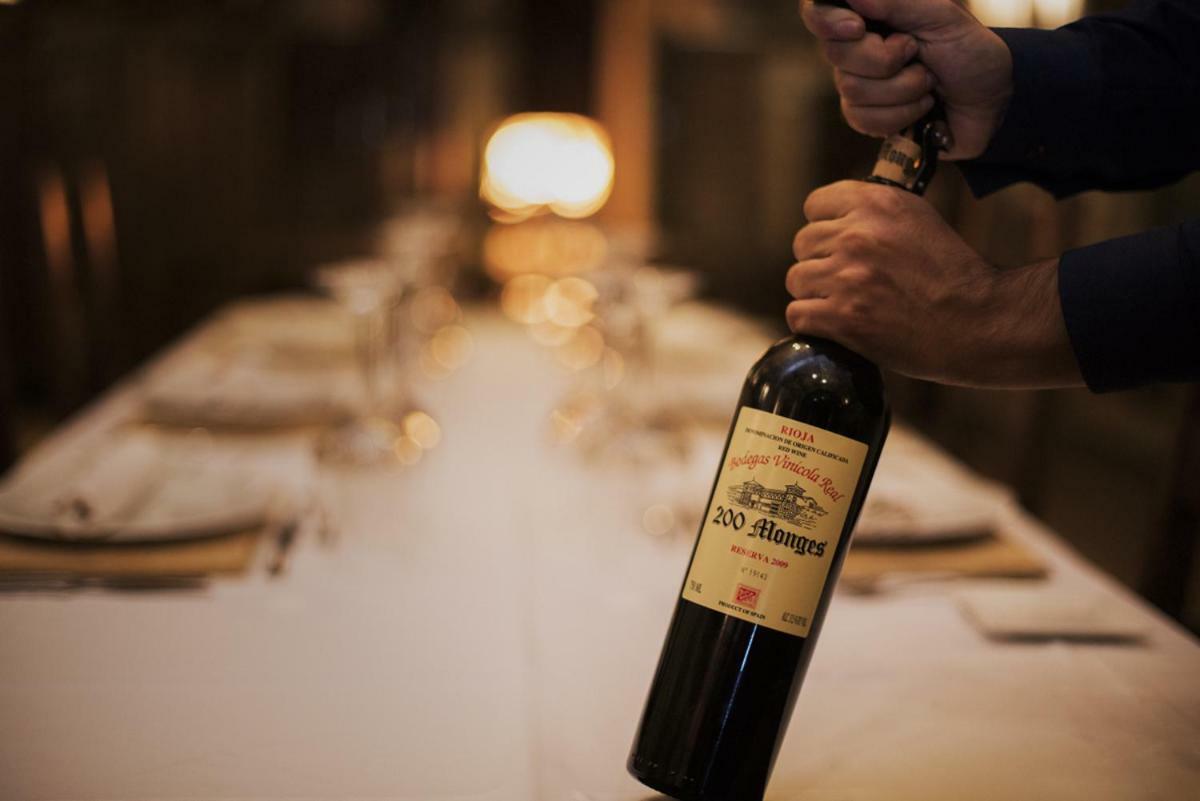 Hotel Vinicola Real-200 Monges Albelda De Iregua Eksteriør bilde